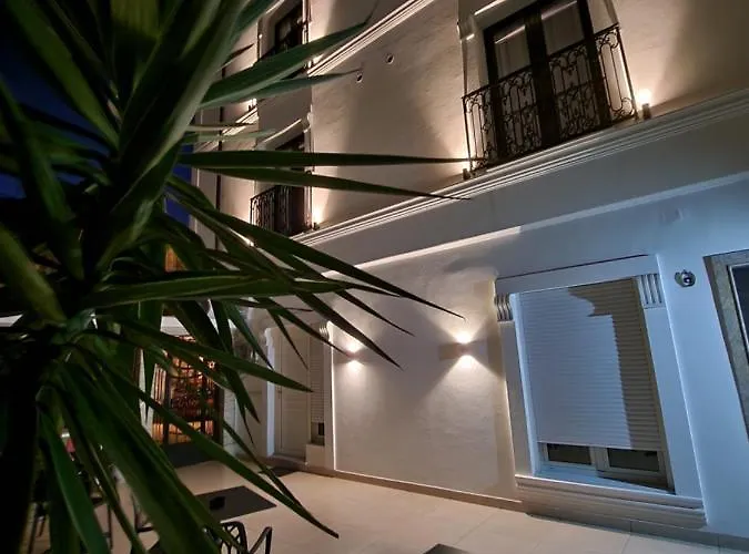 Old Town Hotel Durrës